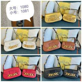 Picture of Valentino Handbags _SKUfw124927256fw